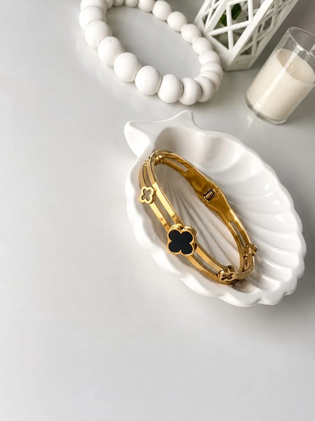 Clover Cage Bangle