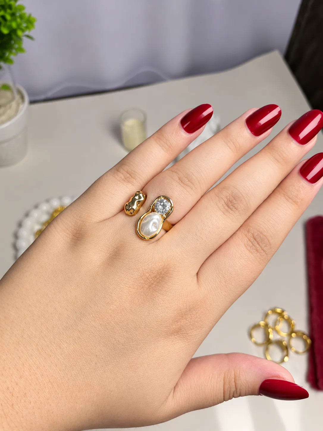 Pearl aura adjustable ring